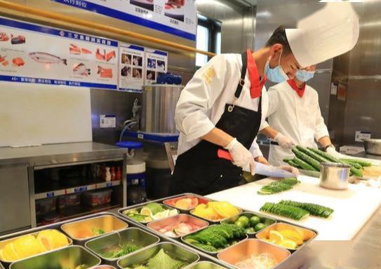 我省首家餐饮企业引进4D管理模式，引领餐饮管理新潮流